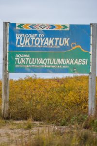 Tuktoyaktum welcome sign